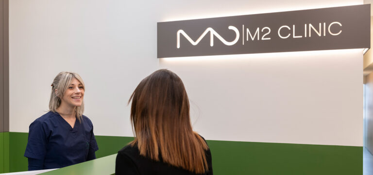 M2 clinic desk